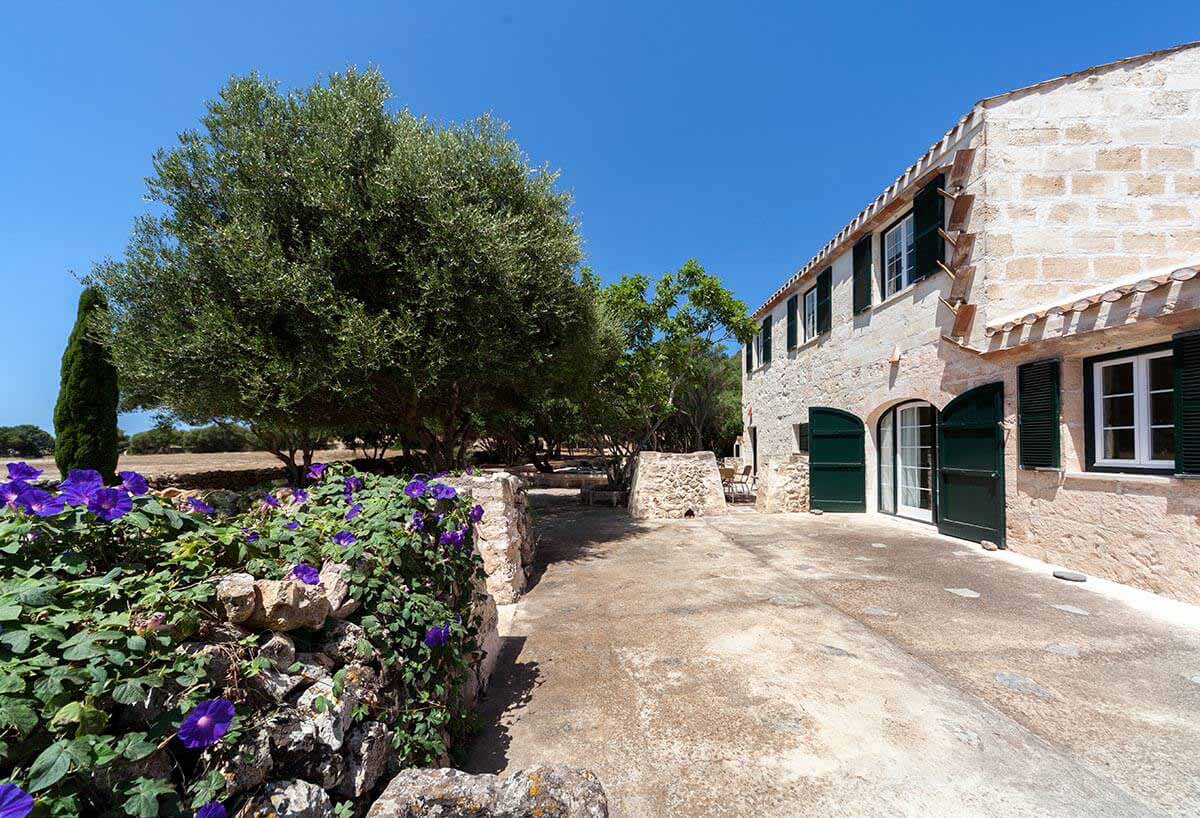 aspectos-a-tener-en-cuenta-para-comprar-una-casa-en-menorca